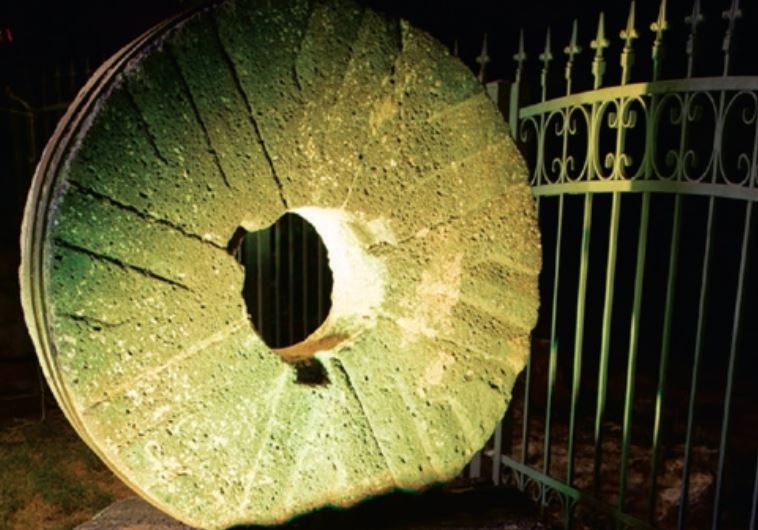Millstone memorial at Hutzot Hayotzer to commemorate the first gristmill built outside Jerusalem’s walls, at the end of the 19th century, by the late Yehoshua Berman