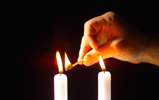 Shabbat candles