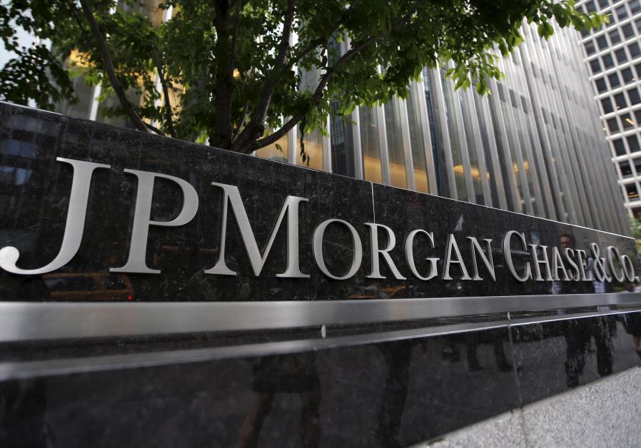 A view of the exterior of the JP Morgan Chase & Co. corporate headquarters in New York City.
